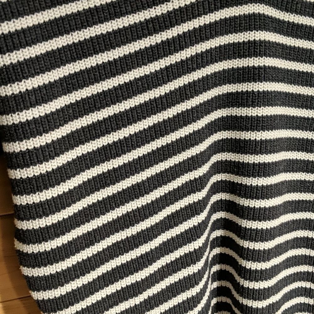 Express Gray and White Striped Slouch Sweater - Picture 3 of 10